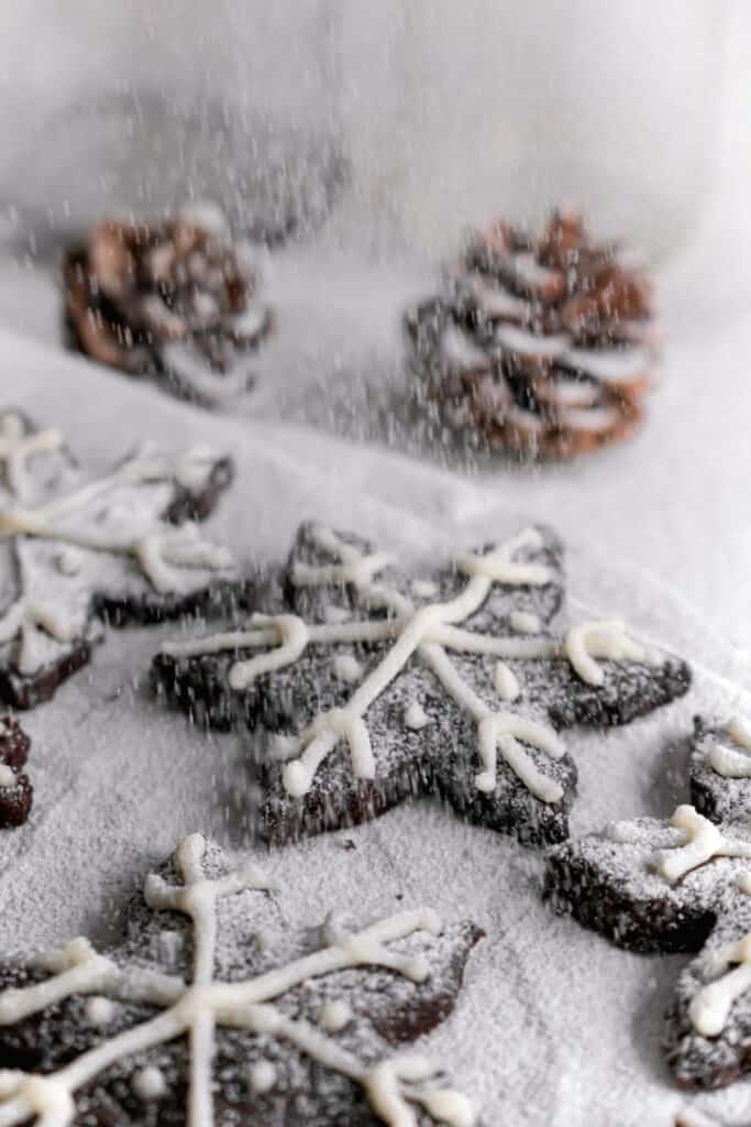 Almond Snowflake Cake - My Sweet Precision