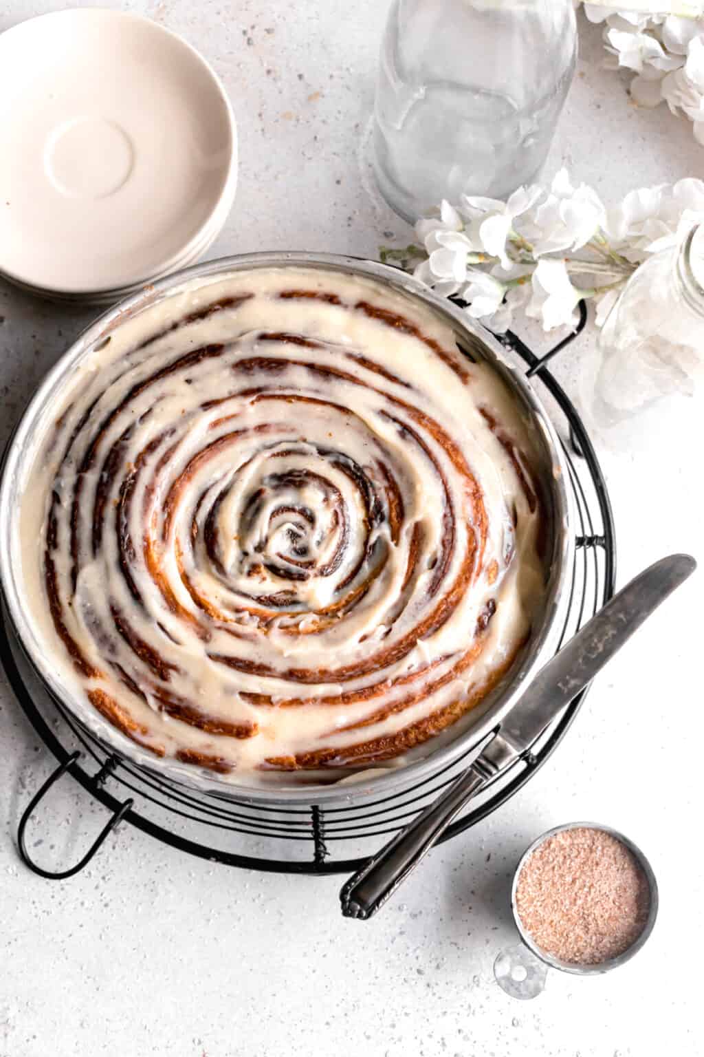 Giant Cinnamon Bun Cake - ThatBakeBlog